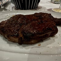 Photo taken at Mastro&amp;#39;s Steakhouse by Ramen P. on 11/15/2022