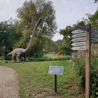 Foto diambil di Zoo Parc Overloon oleh Melvin pada 10/15/2022