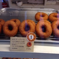 Photo taken at はらドーナッツ 札幌店 by satoshi n. on 11/25/2012
