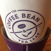 Снимок сделан в The Coffee Bean &amp;amp; Tea Leaf пользователем ᴡ N. 8/13/2017