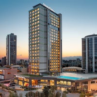 Das Foto wurde bei DoubleTree by Hilton Istanbul Atasehir Hotel &amp;amp; Conference Centre von DoubleTree by Hilton Istanbul Atasehir Hotel &amp;amp; Conference Centre am 10/1/2021 aufgenommen