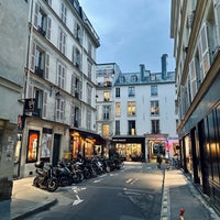 Photo taken at Rue du Plâtre by Regina P. on 11/8/2022