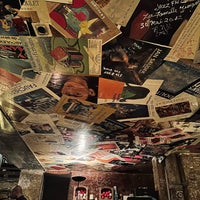 11/9/2022 tarihinde Regina P.ziyaretçi tarafından Chez Papa Jazz Club'de çekilen fotoğraf