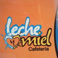 3/11/2013 tarihinde Samuel A.ziyaretçi tarafından Cafetería Leche y Miel.'de çekilen fotoğraf