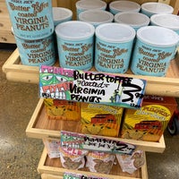 Photo taken at Trader Joe&amp;#39;s by Dorothy D. on 10/19/2019