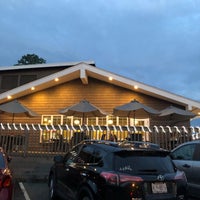 8/22/2021 tarihinde Marina S.ziyaretçi tarafından Bernie&amp;#39;s Holiday Restaurant'de çekilen fotoğraf