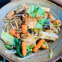 Foto scattata a Ong Tao - Vietnamesisches Restaurant &amp;amp; Bar da Shawn Jiyun K. il 7/5/2019
