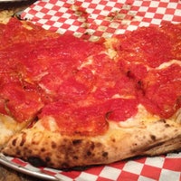 Foto scattata a Dolce Vita Pizzeria da Coach LoVE... 6. il 1/18/2014