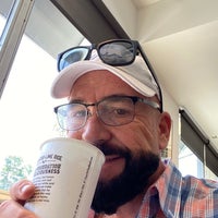Photo taken at Chipotle Mexican Grill by Toby S. on 9/29/2019