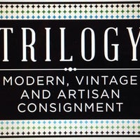 Foto scattata a Trilogy Consignment da Trilogy Consignment il 1/9/2015