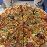 Photo taken at Domino&amp;#39;s Pizza by H. YÜCEDAĞ on 11/16/2019
