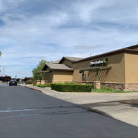 Photo taken at Olive Garden by Anthony L. on 7/5/2022