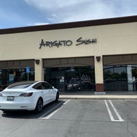 Photo taken at Arigato Sushi &amp;amp; Sake Bar by Anthony L. on 7/4/2022