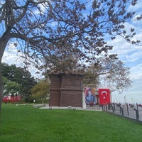Photo taken at Yürüyen Köşk by Hande D. on 10/29/2023