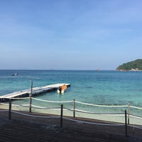 Photo taken at Tuna Bay Island Resort by nurulkia j. on 3/7/2019