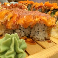 Суши WOW. Все роллы за 220 и 270 рублей! Дешевые и качественные роллы. Доставка 