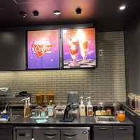 Photo taken at Starbucks by caon on 4/8/2023