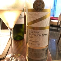 10/23/2017에 Burak N.님이 Grand Cru Wine Gallery에서 찍은 사진