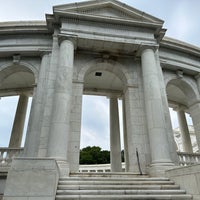 Foto tirada no(a) Arlington National Cemetery por Matthew G. em 8/3/2023