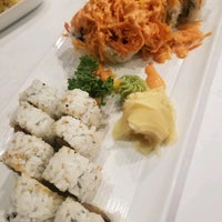 8/30/2021 tarihinde Drew B.ziyaretçi tarafından Oishi Japanese Restaurant'de çekilen fotoğraf