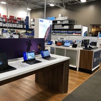 Photo taken at Best Buy by Max G. on 9/14/2019