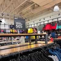 adidas outlet camarillo hours