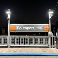 Photo taken at CTA - Southport by Max G. on 12/14/2021