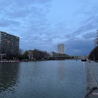 Photo taken at Bassin de la Villette by Max G. on 11/29/2023