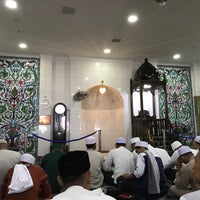 Photo taken at Masjid Ba&amp;#39;alwie (Mosque) by Shaim J. on 10/3/2019