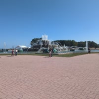 Photo taken at Clarence Buckingham Memorial Fountain by Neil K. on 9/3/2023