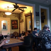 4/21/2016에 Allie B.님이 Point Loma Living Room Coffeehouse에서 찍은 사진