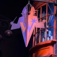 Photo taken at Weasley&amp;#39;s Wizarding Wheezes by Viki A. on 4/9/2019