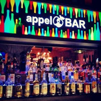 Foto tirada no(a) Appel Bar por Pavel P. em 11/24/2012