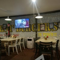 8/2/2017 tarihinde Lauryn M.ziyaretçi tarafından Hamburguesas Del Chef'de çekilen fotoğraf