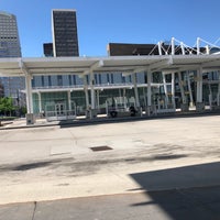 Foto tirada no(a) DART Central Station por Austin W. em 5/30/2019