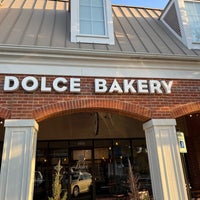 Foto tirada no(a) Dolce Bakery por Austin W. em 8/26/2023