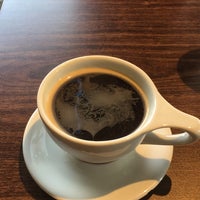 Foto diambil di Calibre Coffee oleh servet k. pada 10/10/2018