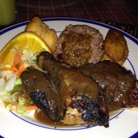 Photo taken at Coley&amp;#39;s Caribbean-American Cuisine by Kiki on 4/20/2013