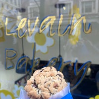 Photo taken at Levain Bakery by Livia on 3/30/2024