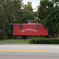 The Whistle Stop Pub Grill Islamorada Fl