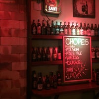 Photo taken at Quintal - Burger &amp;amp; Beer by Jose F. on 1/31/2017