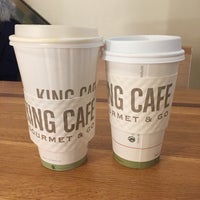 3/18/2016 tarihinde Stephanie T.ziyaretçi tarafından King Cafe Gourmet &amp;amp; Go'de çekilen fotoğraf