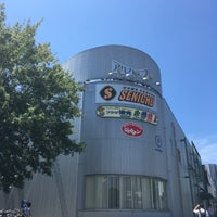 Photo taken at ホームセンター セキチュー 横浜みなとみらい店 by ショウジ on 7/15/2017