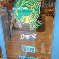 10/4/2012 tarihinde Shane B.ziyaretçi tarafından Mama&#39;s Cafe, Bakery'de çekilen fotoğraf