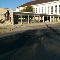 Das Foto wurde bei Universität Erfurt von ratih w. am 10/3/2013 aufgenommen
