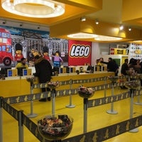 Photo taken at The LEGO Store by Tiago d. on 2/27/2017