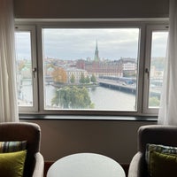 Photo taken at Sheraton Stockholm Hotel by Theerapat Y. on 10/16/2022