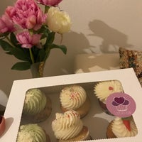 Das Foto wurde bei Cupcakeladen von Maria R. am 1/10/2018 aufgenommen