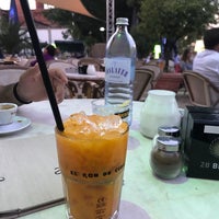 8/21/2018 tarihinde Maria R.ziyaretçi tarafından Cocktailbar Zeitlos (V)'de çekilen fotoğraf