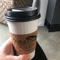 รูปภาพถ่ายที่ Daily Dose Cafe and Espresso โดย Kelly P. เมื่อ 3/23/2018